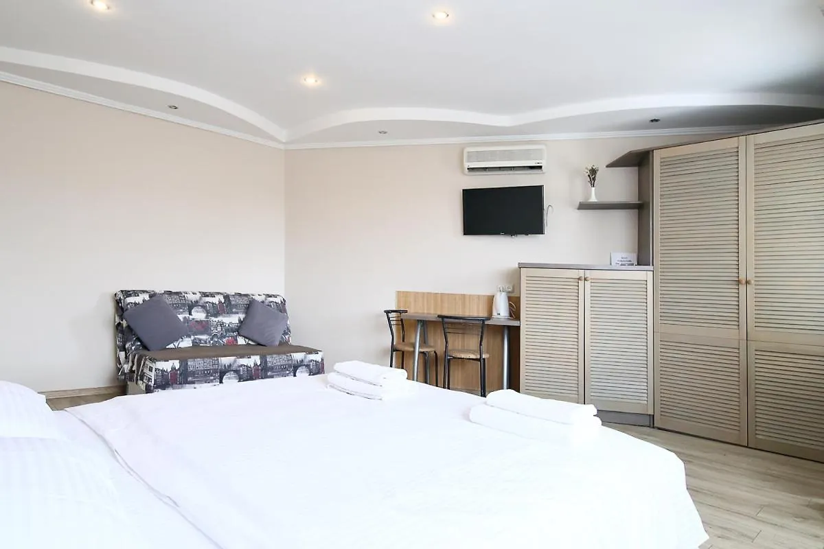 Buk Apartments On Svobody 6-8 Lviv