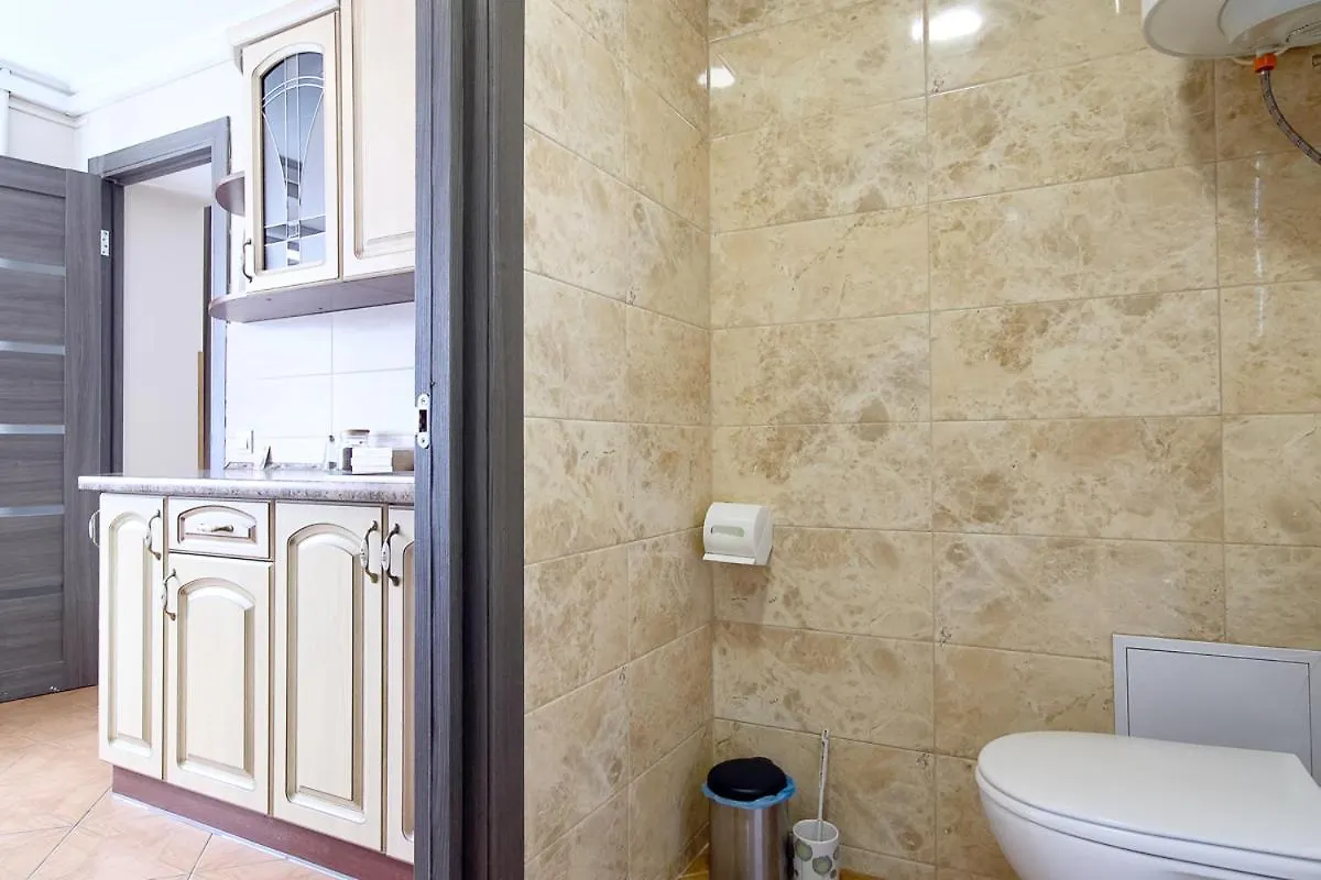 Buk Apartments On Svobody 6-8 Lviv